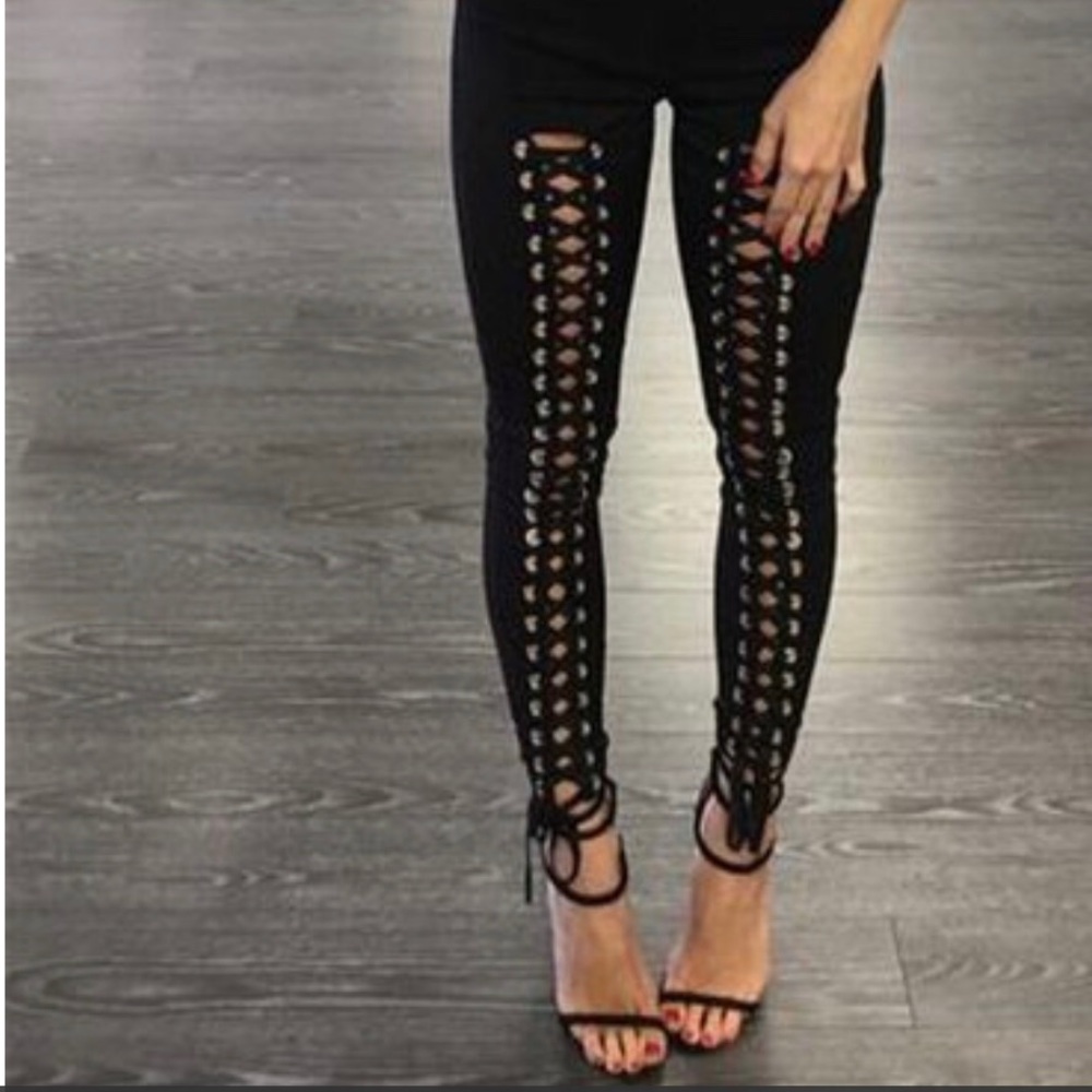 B Sharp Black Front Lace Up Pants, Small